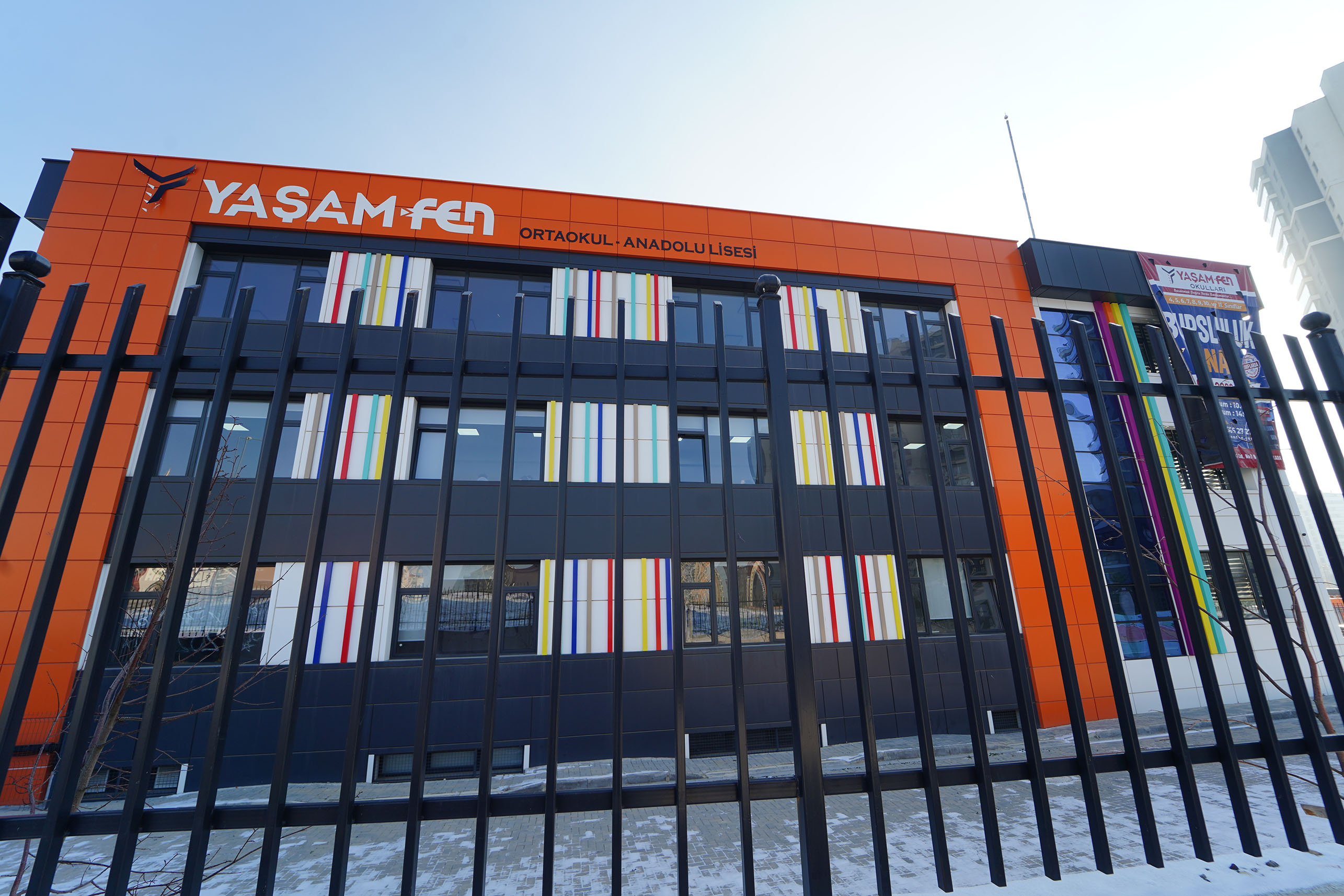 Kurumumuzdan Kareler